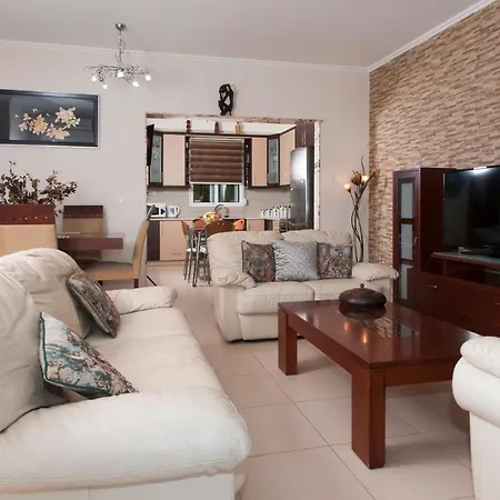 Villa Stunning Deluxe Summer