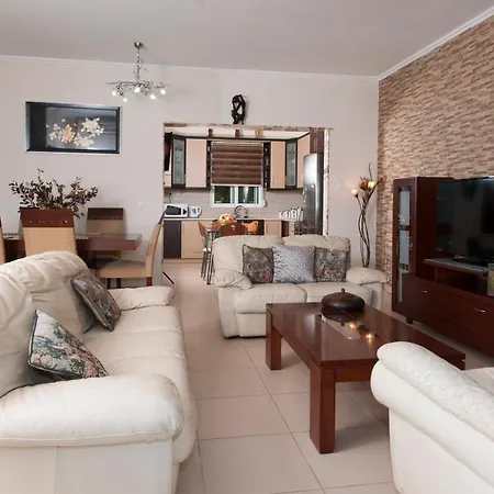 Βίλα Stunning Deluxe Summer Faraí